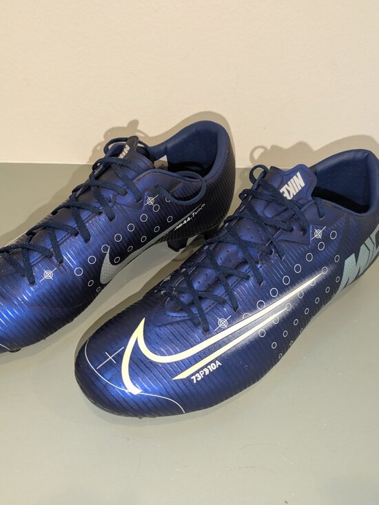 Nike Mercurial Vapor 13 Academy MDS FG Soccer Cleats Men Size 10.5 - CJ1292-401